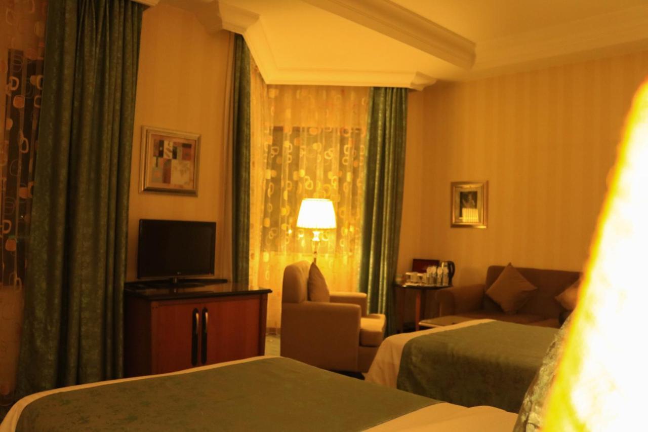 באקו Grand Hotel Europe מראה חיצוני תמונה